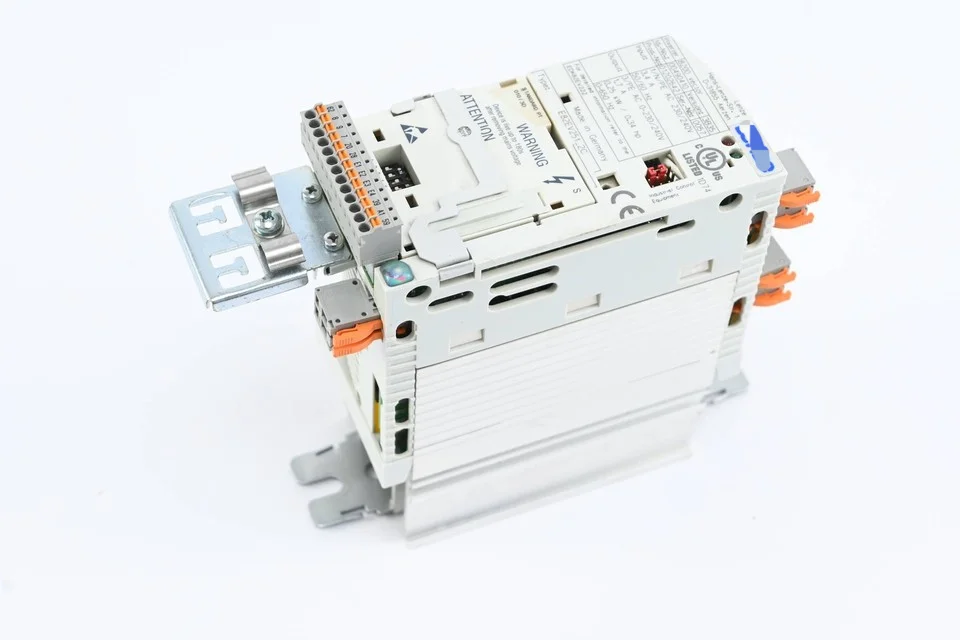 Plc 8200 Vector Frequency Inverter E82EV251S2C 00490410 Ver3B35