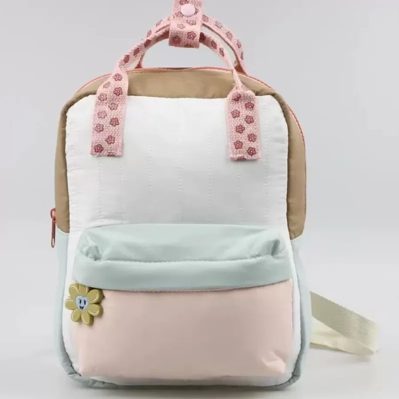 حقيبة ظهر جديدة خفيفة الوزن للأطفال مع سحر عباد الشمس المرح وتصميم كتلة الألوان للنزهات.