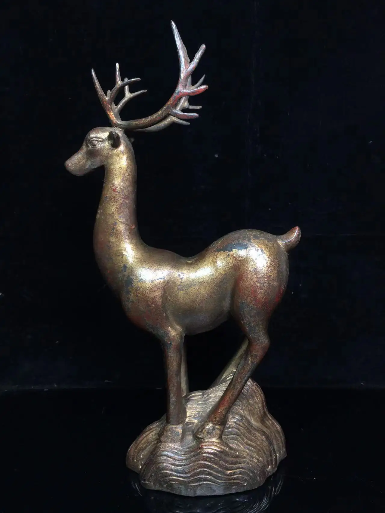 

Old Chinese copper deer statue,Sika deer