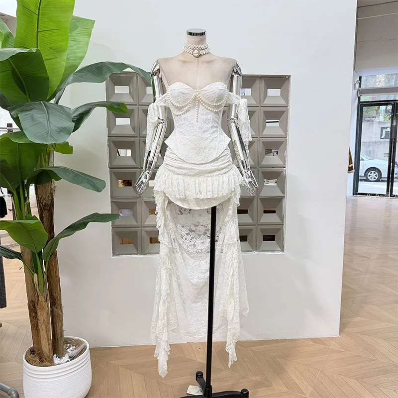 

Нежное платье Aosphere с жемчужным декором, приталенное, без бретелек, с кружевными вставками, плиссированное, асимметричное спереди, короткое спереди и длинное сзади, для женщин