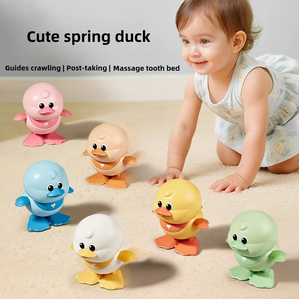 Giocattolo a carica di pollo che salta per bambini, divertente piccolo animale artificiale a carica che può spostare, correre e imparare a gattonare, bambino da 1 a 2 anni, piccola anatra gialla, anatra salta, piccoli animali, neonati e bambini piccoli