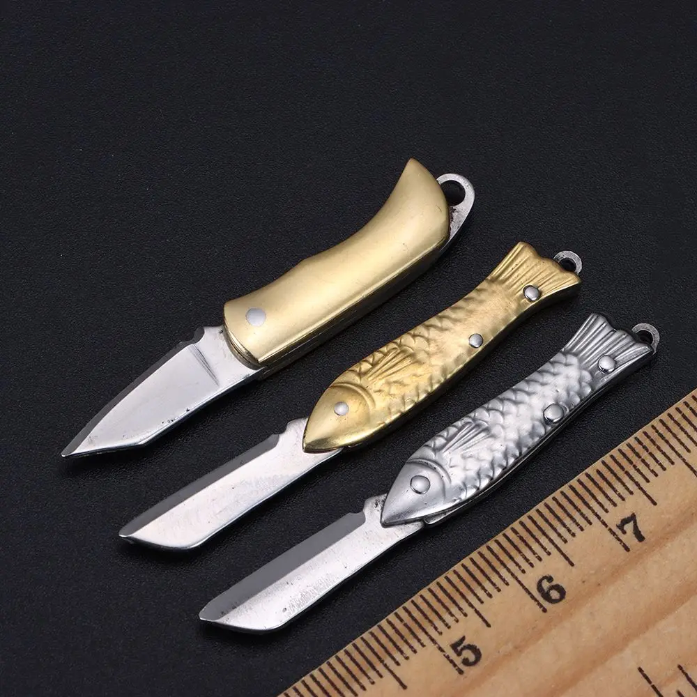 1PCS Mini Folding Knife Keychain Stainless Steel Paring Knife Portable Express Unboxing Knife Self Defense Tool Multifunctional