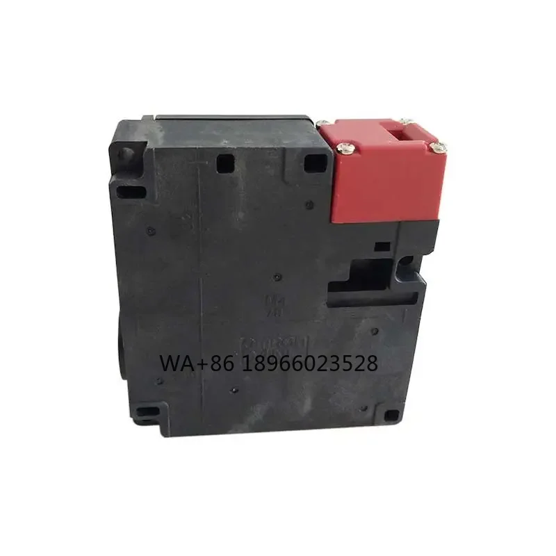 

system safety door switch D4NL-4AFG-B substitution made in china