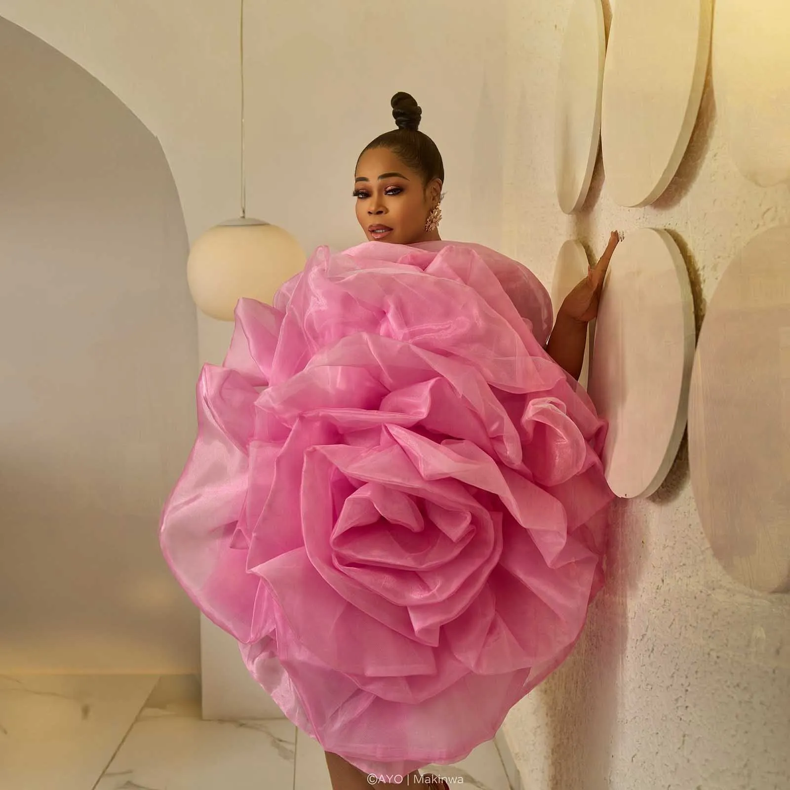 Eye-Catching Big Fl… - image