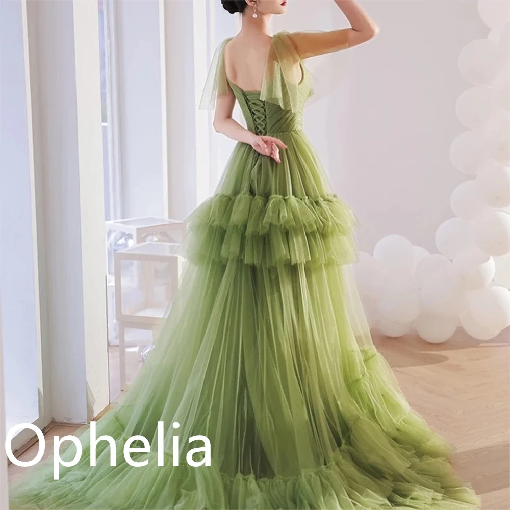 カスタマイズされた繊細なグリーンチュールイ​​ブニングドレス絶妙な V ネックノースリーブレースアップバックティアードフラワーオーダーメイドオケージョンドレス