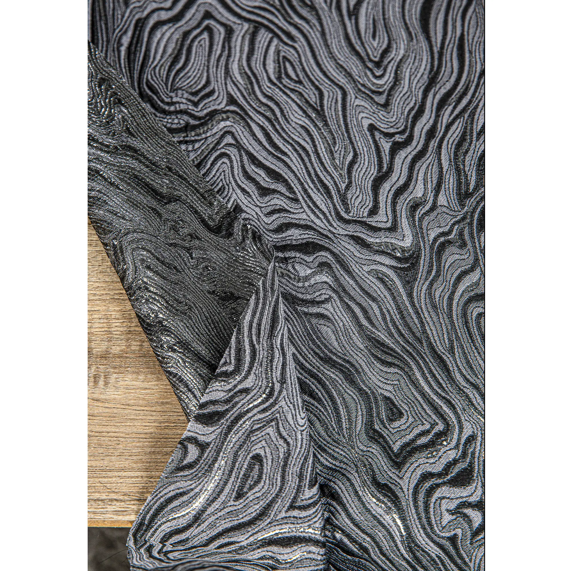 Black Silver Fantasy Tree Wheel Jacquard Fabric Three-Dimensional Flowing Texture Mercerized Thick Clothing Designer