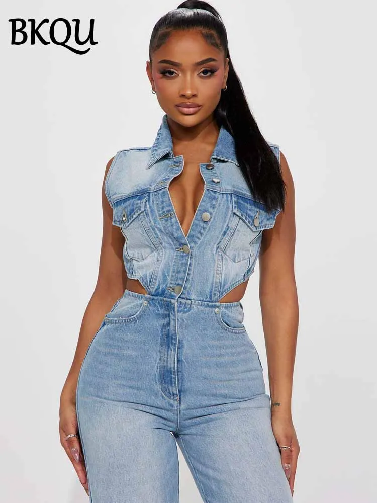 BKQU بذلة نسائية من قماش الدنيم مفرغة قابلة للتمدد قطعة واحدة بدون أكمام بأزرار واسعة الساق رومبير 2025 أزياء سيدة عالية الشارع #2
