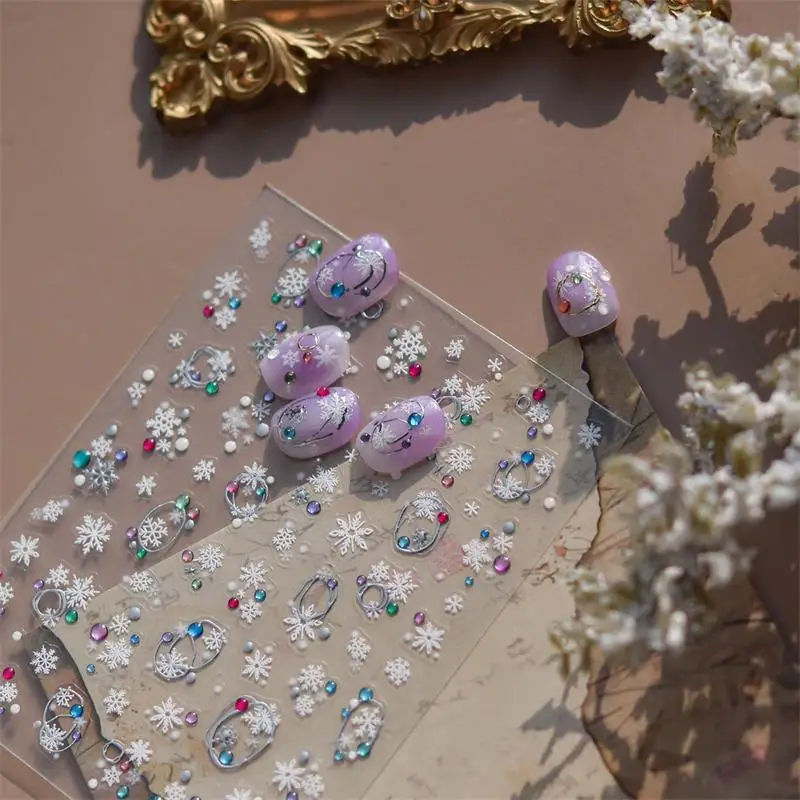 Deliziosi adesivi festivi per nail art con fiocchi di neve a pois, adesivi rialzati con stampa per unghie femminili, decorazioni per unghie per feste