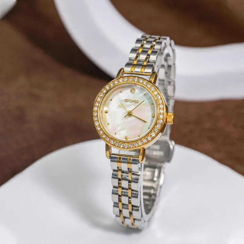 Fashion Light Luxury All Over The Star Wristwatches Women Senior Sense Exquisite Aesthetic Temperament Waterproof quartz Watches