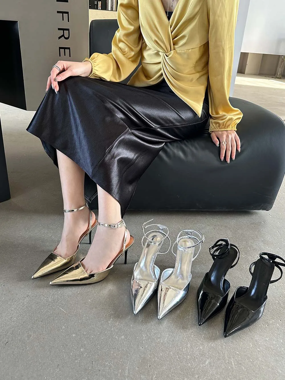 Silver Gold Black Women Sandals Pointed Toe Summer Dress Shoes Thin High Heels Party Pumps Ankle Strap Mules Shoes Size 35-39