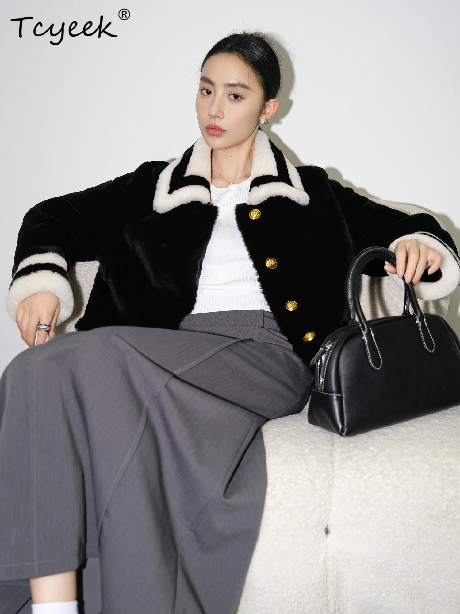 Tcyeek Prawdziwa Wełna Jesień Zima Ekskluzywny Modny Czarny Futro Zintegrowane Kontrastowe Krótkie Damskie Wełniane Futro Płaszcz Fourrures Femme