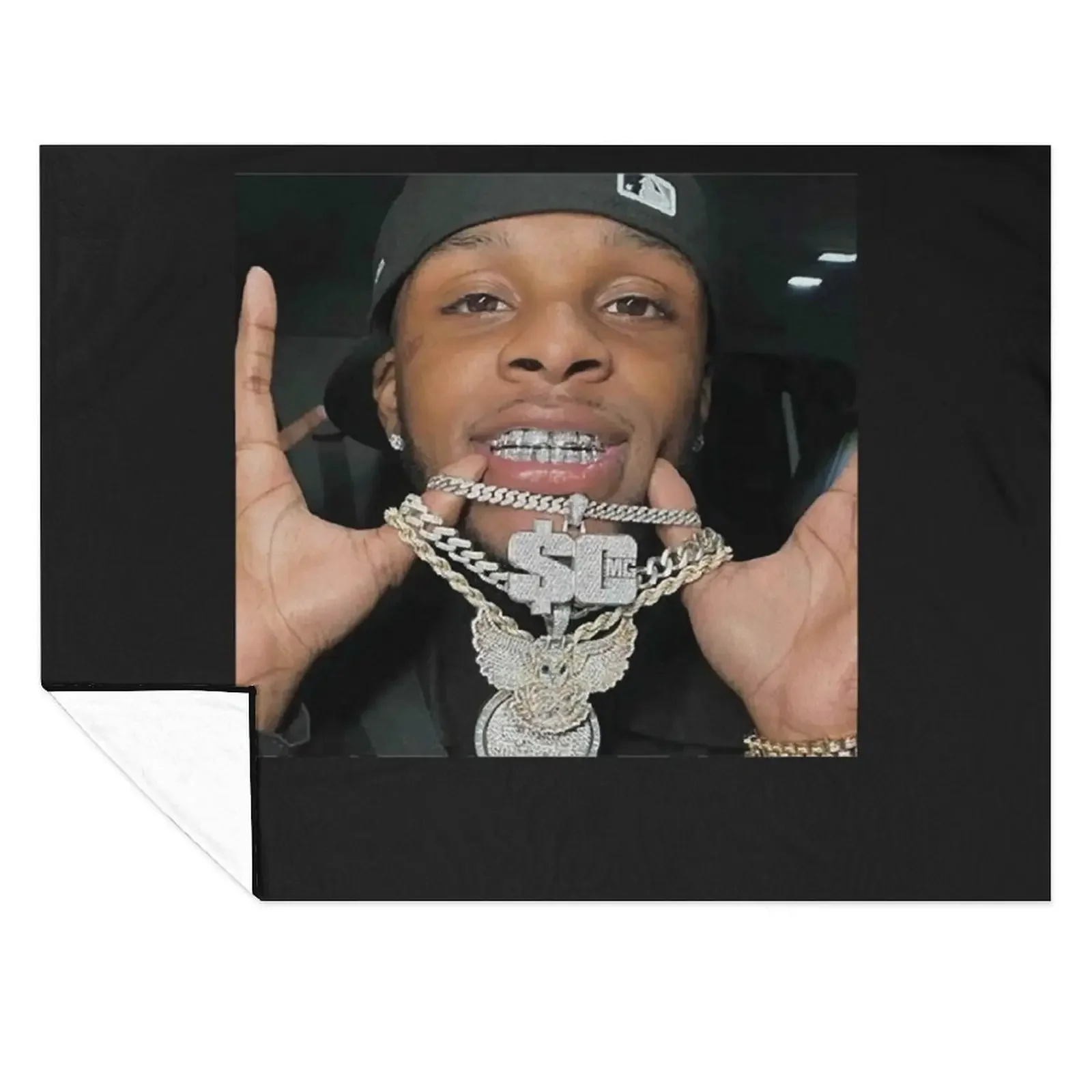 

Toosii Classic T-Shirt Throw Blanket Nap Beach Vintage Luxury Throw Blankets