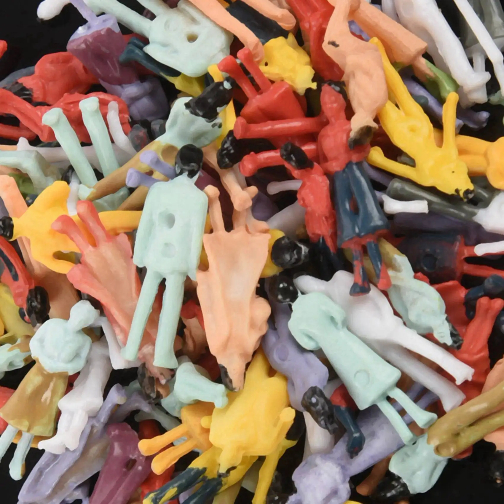 300Pcs HO Scale 1:100 Mix Painted Model Train Park Street Passenger People Figures