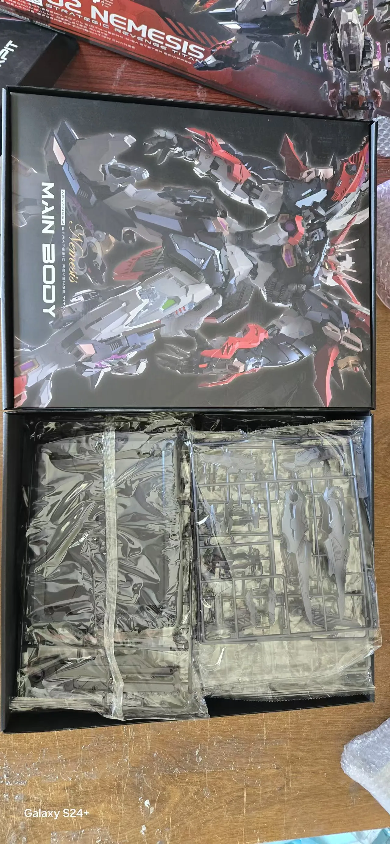 

В наличии оригинальный 1/100 RT-002 NEMESIS сборочный комплект бесконечного измерения стратегическая месть Титан фигурка игрушки подарки на день Святого Валентина