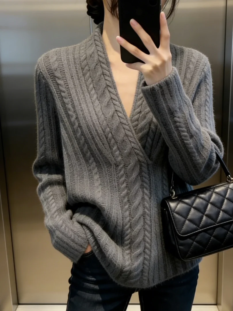 

Unique ey Knitted Sweater ort Sle Inner Wear Korean System Winter Faion High End Sensation Beautiful Lightweight Luxury