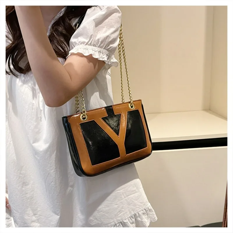 

2025 New Women's Stylish Chain-Accent Bag - Handheld, Shoulder, Crossbody, Underarm & Tote Styles for Daily Outfits & Events