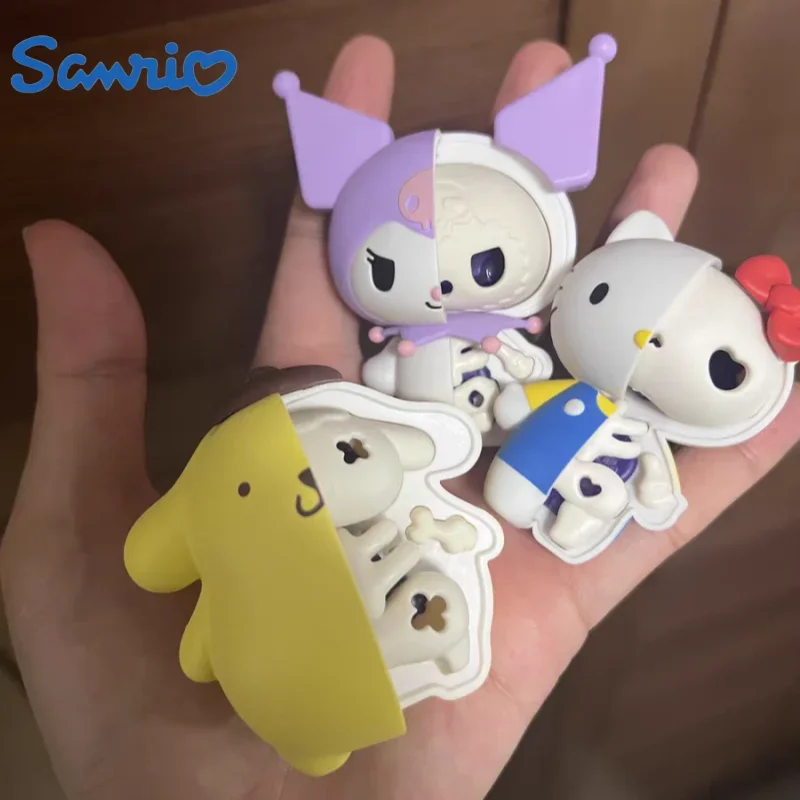 

Original Sanrio Half Skull Box Egg Cinnamoroll Melody Kuromi Hell Kitty Action Figures Assembled Doll Statue Decoration Toys