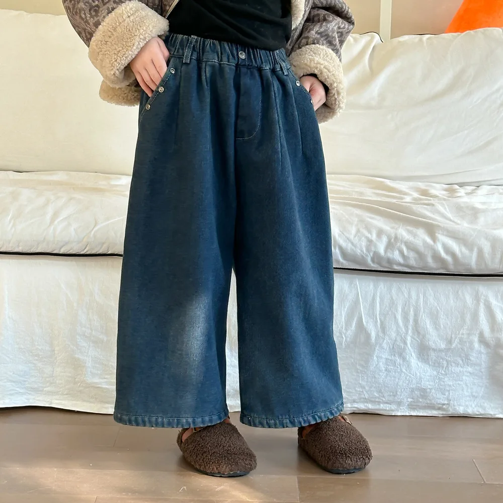 Children's Pants 2024 Winter Edition Girls' Korean Version Solid Color Design Jeans with Children's Velvet Casual Loose Pants