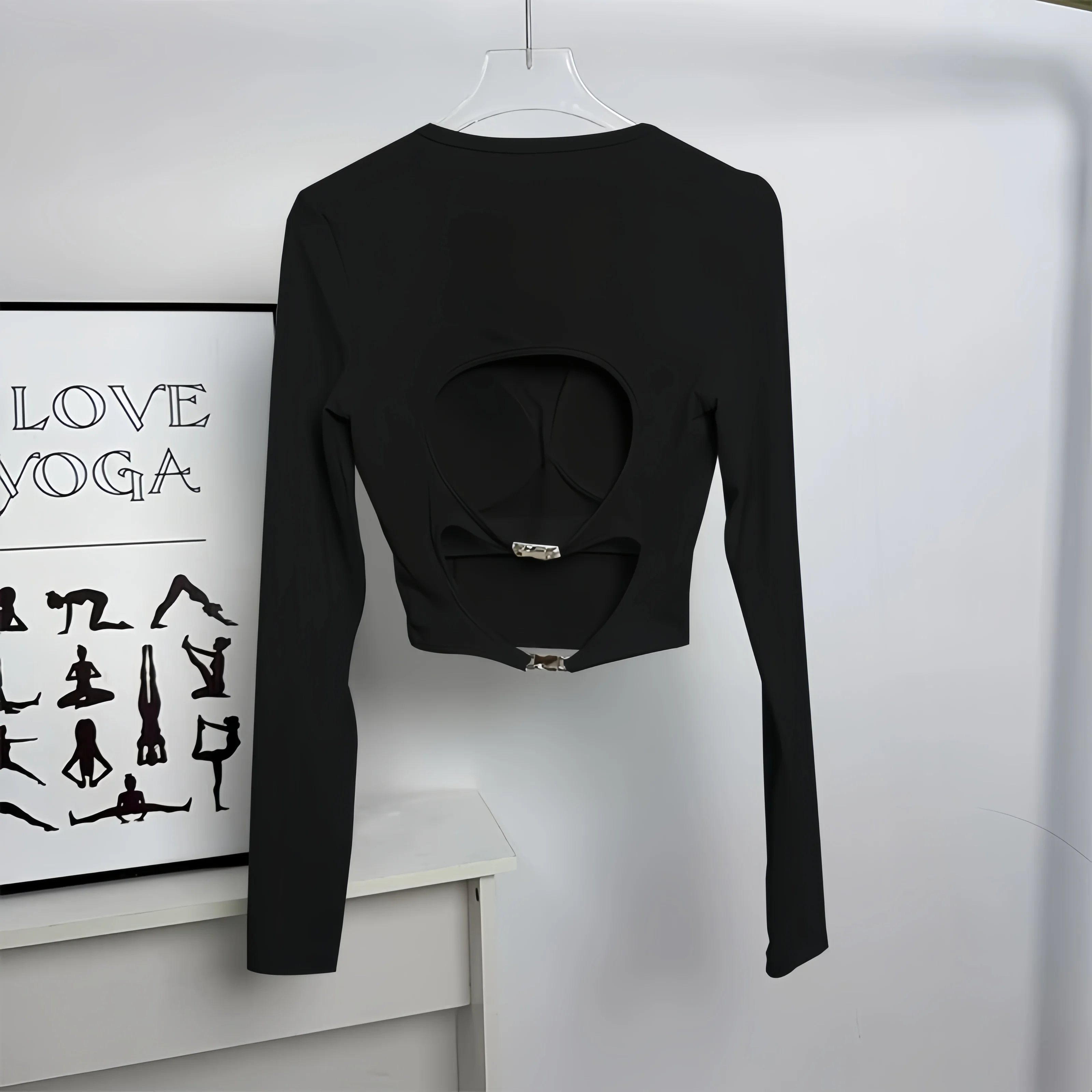 Rückenfreies, ausgeschnittenes, sexy Yoga-Sport-Langarmshirt mit Brustpolstern, Damen-Trainingsoberteil, schlankmachende Fitnesskleidung – Detail 13