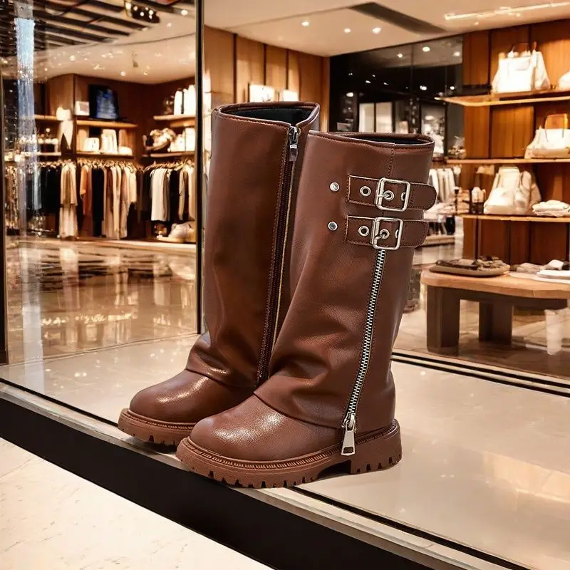Kinder Herbst Winter Chunky Heel Reitstiefel Mädchen Studenten Gürtelschnalle Rutschfeste Modische Stiefel Vintage Plissierte Warme Lange Stiefel – Detail 6