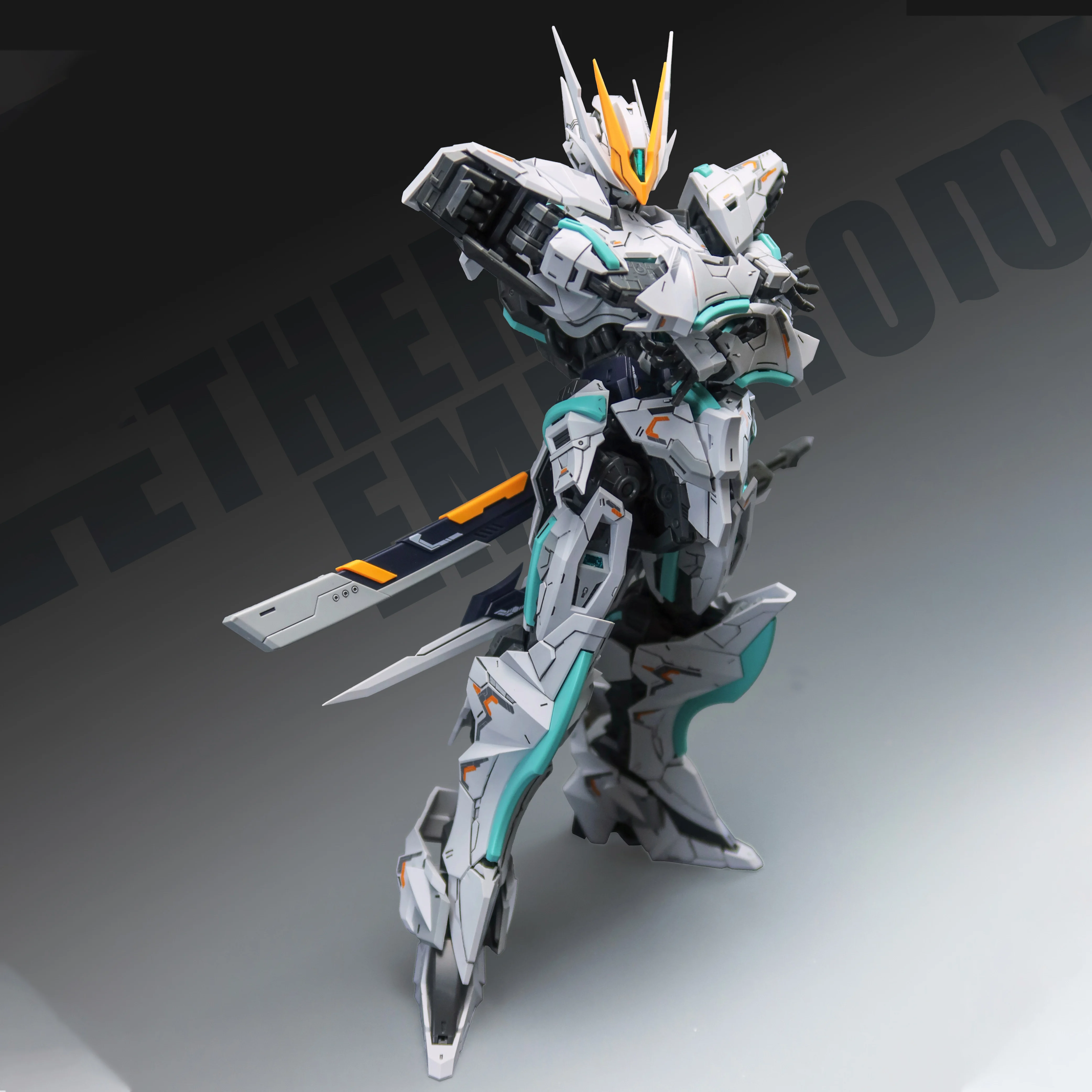 En Stock Original Snaa Hg 1/100 Año-05 Nether Emperor Kit de modelo de ensamblaje los caballeros de mesa redonda figura de acción juguete regalo de Navidad