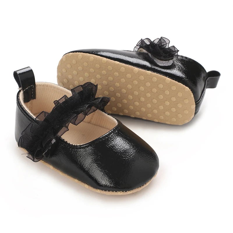 Spring and Autumn 0-18M Newborn Prewalker New Soft Sole Newborn Cute Lace Decoration Soft Sole Anti slip Baby Shoes Spring and A