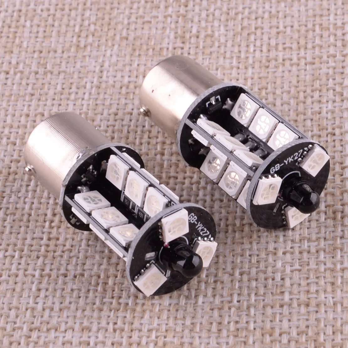 

1 комплект светодиодной купольной лампы RGB для кабины 1156 1073 1093 1129 1141 1159 1259 1459 1619 1651 подходит для Freightliner Cascadia, новый