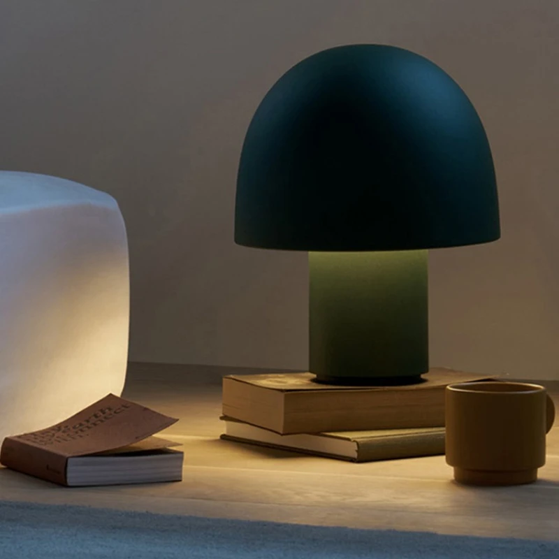 Nordic Middle Ancient Homestay Atmosphere Table Lamp Parlour Sofa Bedroom Bedside Study Children's Room LED Mushroom Desk Light
