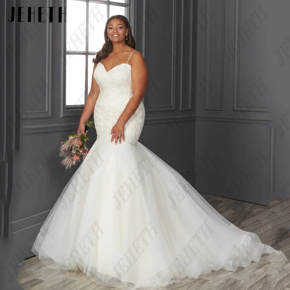 JEHETH Plus Size Abiti da sposa Spaghetti Straps Senza maniche Sweetheart Bride Gowns MermaiJEHETH Plus Size abiti da sposa senza spalline senza maniche Sweetheart abiti da sposa sirena Tulle Applique vestidos de novia