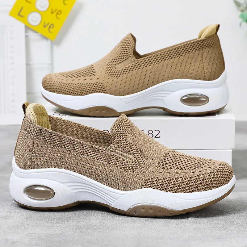

Women Shoes Mesh Slip-On Casual Shoes Flat Breathable Knitted Sneakers Soft Sole Women Walking Shoe Platform Round Toe Mom Shoes