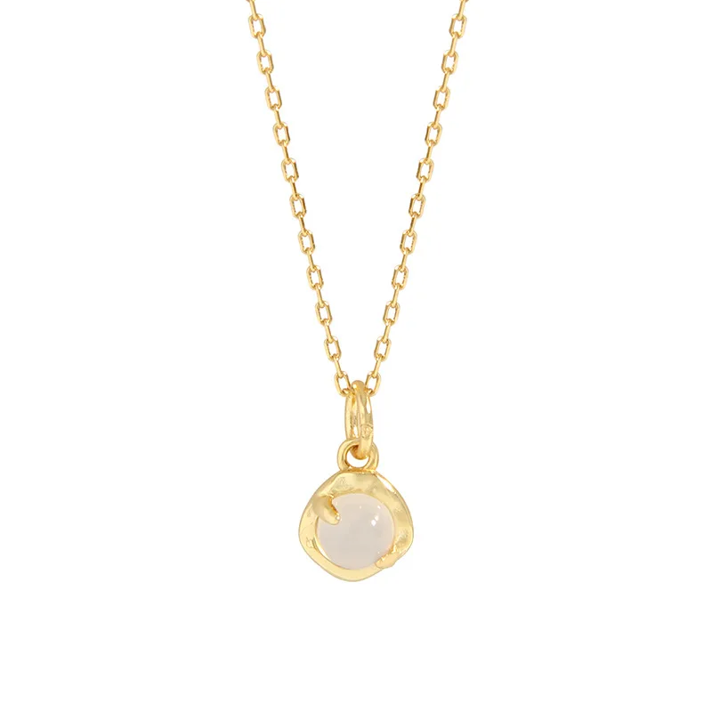 

Korean S925 Silver Heart - Ins Unique Luxury, Minimalist Moonstone Women's Collar