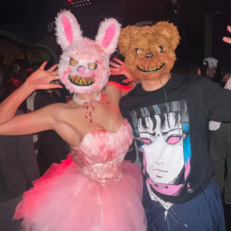 หน้ากากคอสเพลย์การ์ตูนหมีกระต่ายเลือดสยองขวัญสำหรับงานปาร์ตี้ฮาโลวีน  ผ้าคลุมศีรษะสำหรับงานรื่นเริง อุปกรณ์ประกอบชุดแฟนซี หน้ากากเต้นรำ