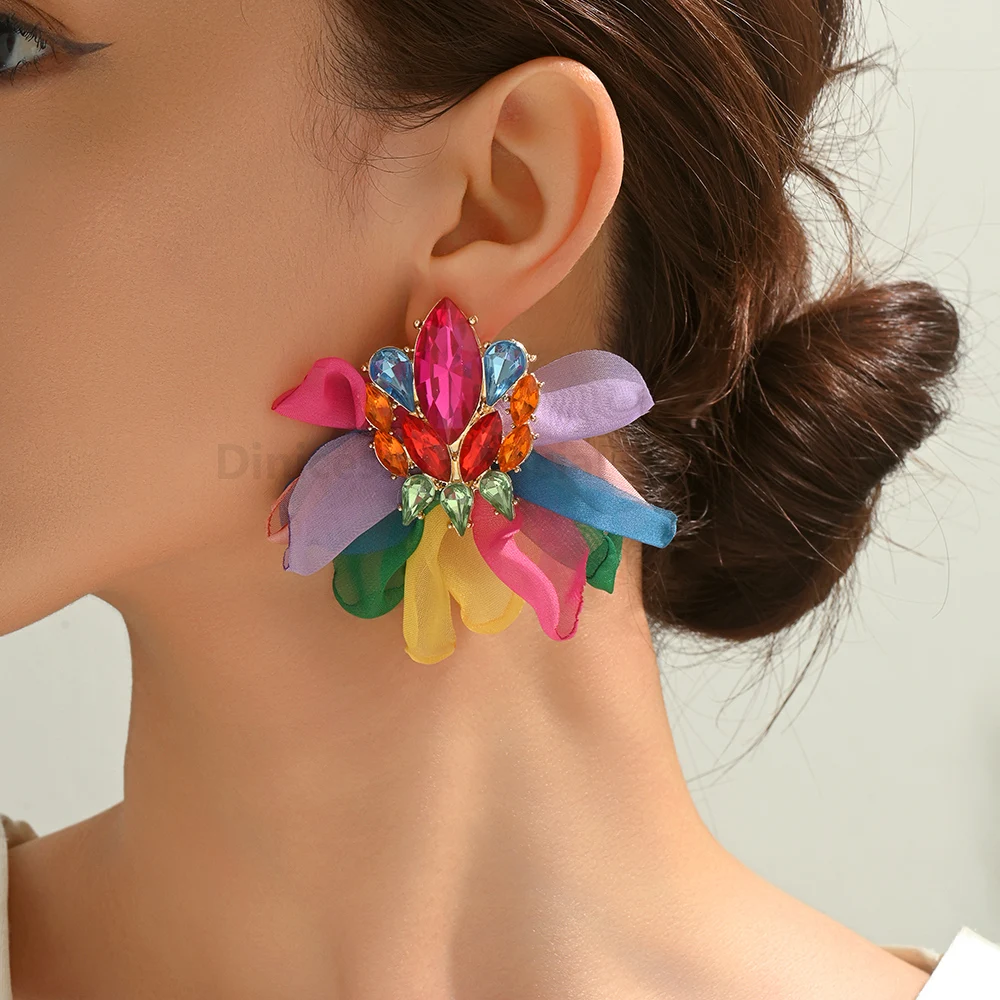Pendientes grandes bohemios exagerados para mujer, tela étnica elegante y encantadora hecha a mano con acrílico colorido para joyería diaria