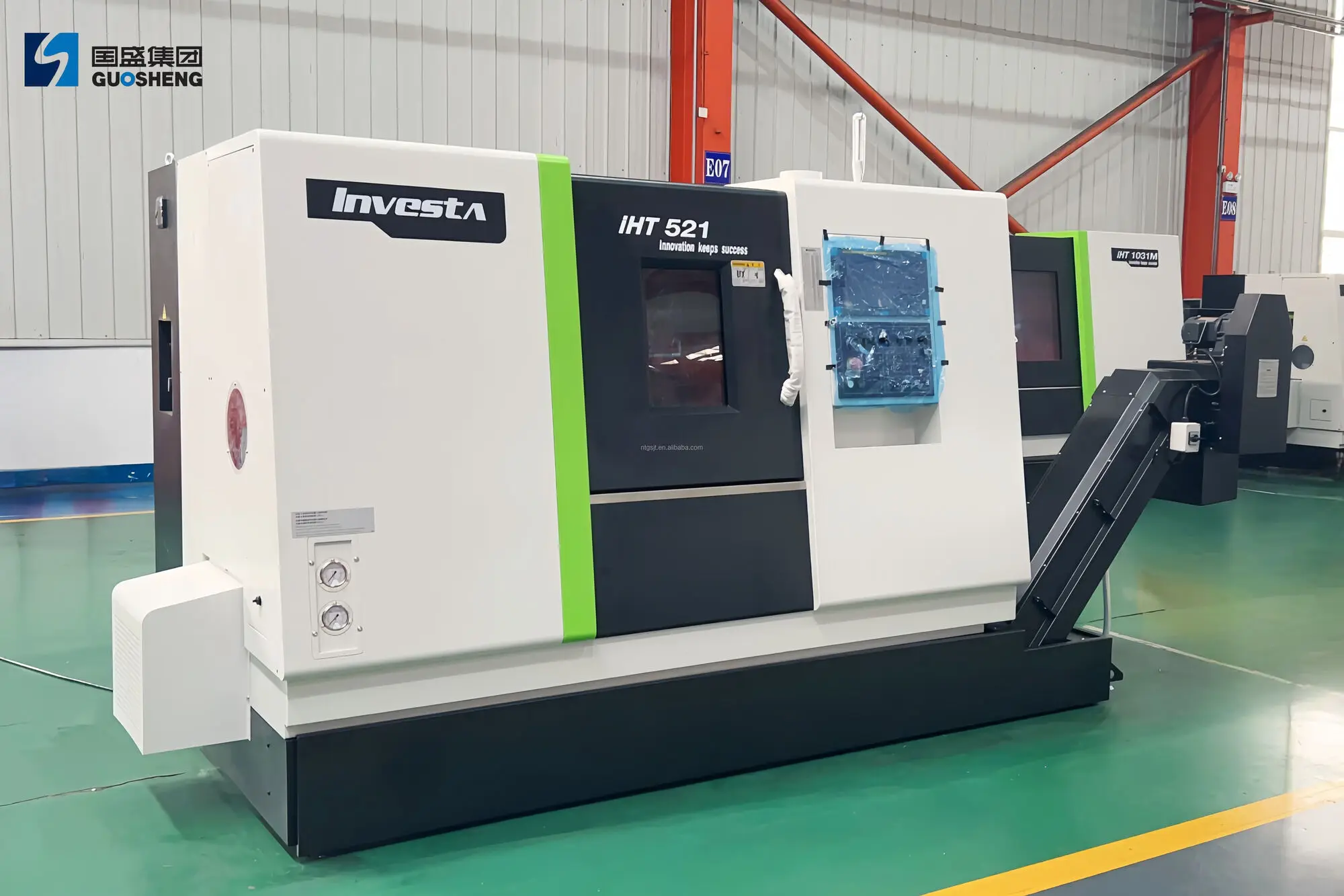 CNC تحول مخرطة مركز Hine لمعالجة المعادن ، Iht521