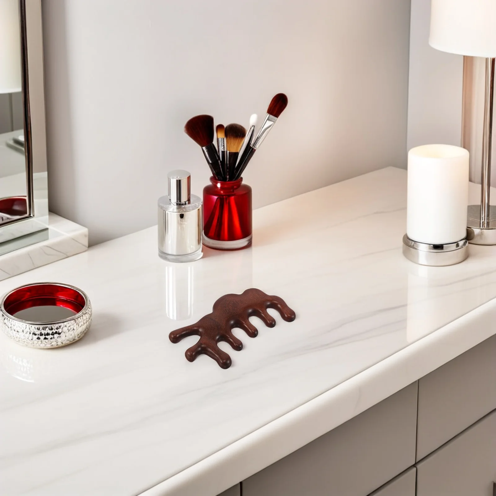 

Массажная расческа из сандалового дерева, деревянная расческа для кожи головы с широкими зубьями, гладкая, закругленная, для головы, шеи, рук, ног, инструмент Гуа Ша, деревянный скребок для кожи головы