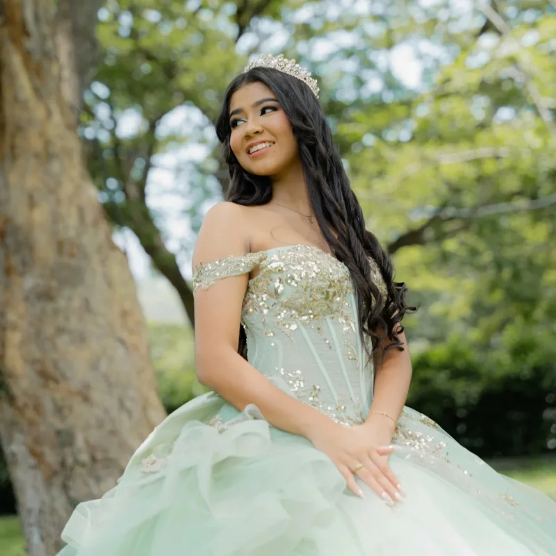 

Light Green Quinceanera Dress off-shoulder Golden Glitter Decal lace Layering Long tail Bow vestidos de 15 Quinceanera ﻿Customiz