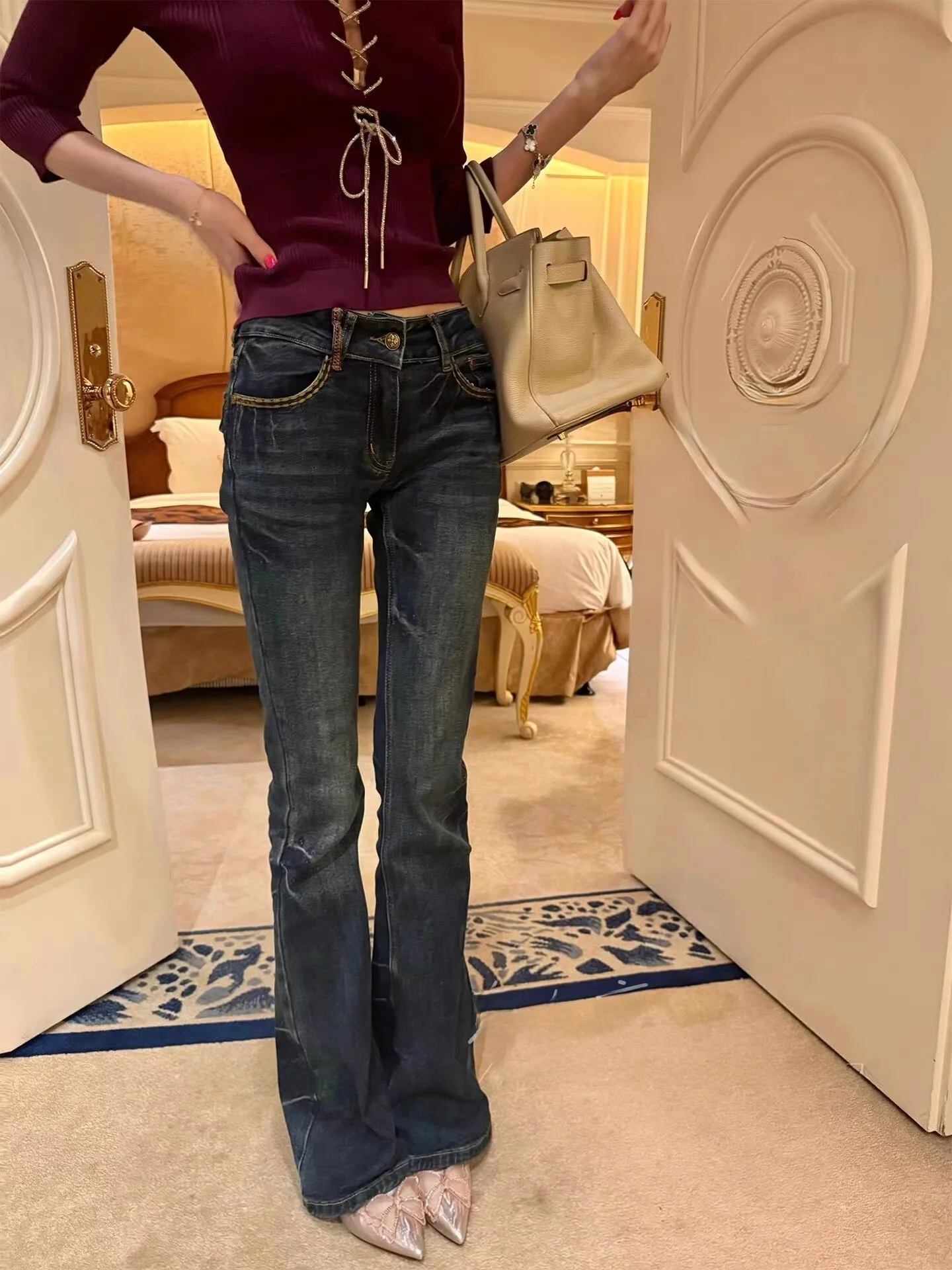 

Женские джинсы-клеш с низкой посадкой, облегающие, удлиняющие ноги, из эластичного хлопкового денима, зимняя коллекция