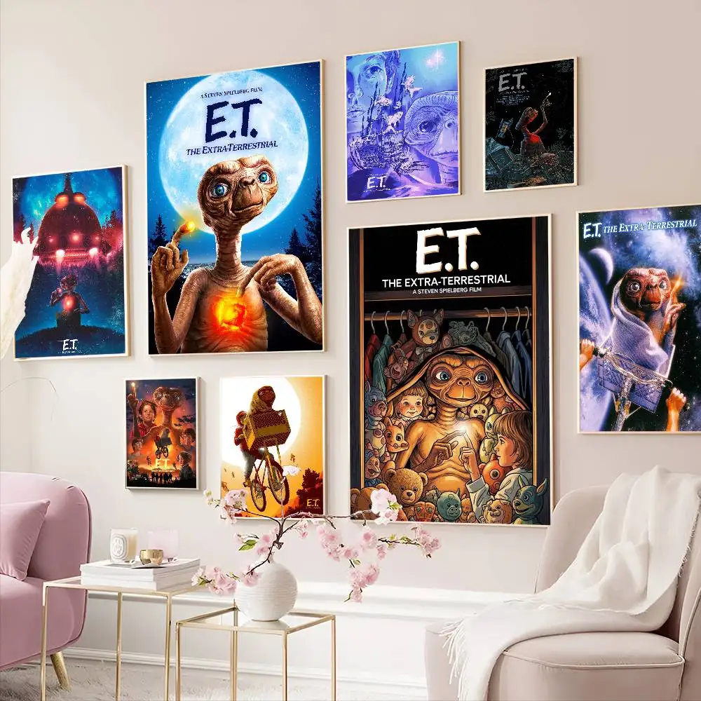Movie E.T. the Extra-Terrestrial Classic Vintage Posters Decoracion Painting Wall Art White Kraft Paper Kawaii Room Decor