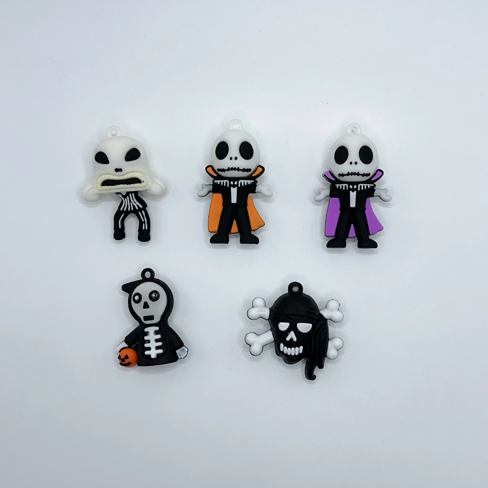 The Nightmare Before Christmas Keychains Jack Skellingtone Keyring Kids Doll Pendants Backpack Decoration Disney Christmas Gift