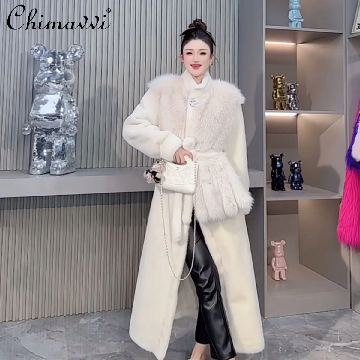 2025 ملابس الشتاء الجديدة الراقية الموضة الوقوف طوق كم طويل معطف الفرو ضوء الفاخرة الدافئة المرأة طويلة فو سترات من الفرو #4