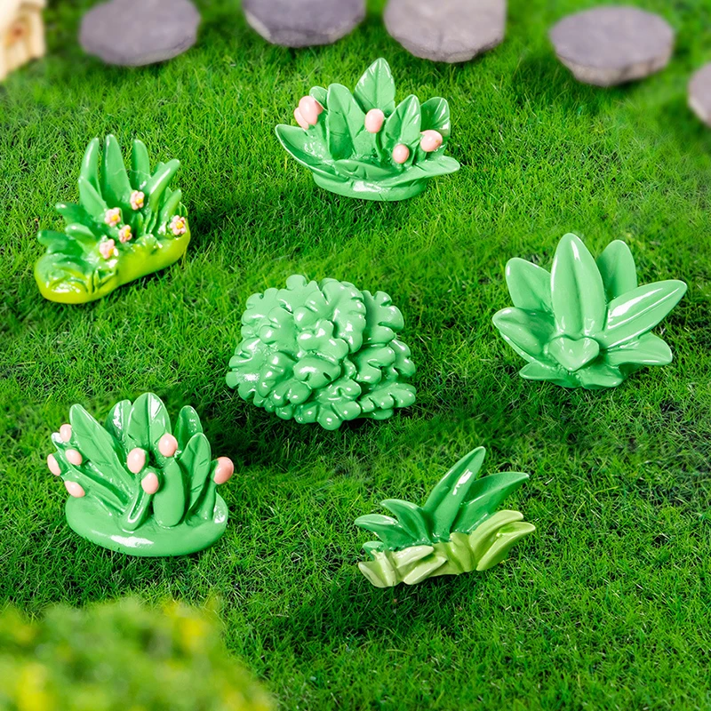 1Pcs Mini Simulated Grass Pile Moss Micro Landscape Garden Resin Crafts DIY Home Decoration Accessories