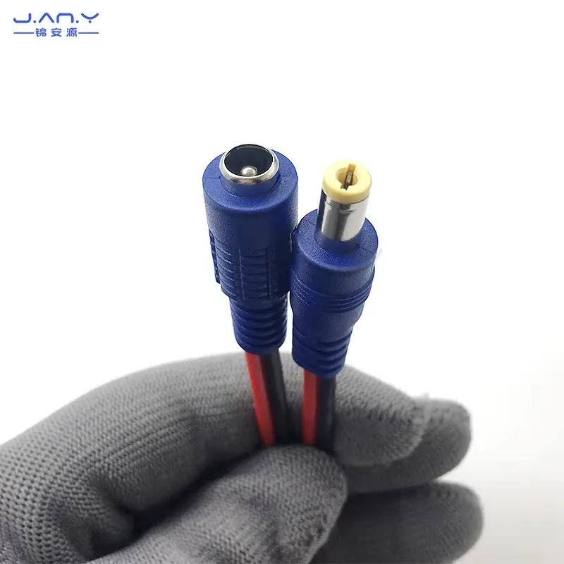 صديقة للبيئة الأزرق تيار مستمر الأحمر والأسود ذكر/أنثى كابل توصيل مراقبة 12 فولت تيار مستمر النحاس النقي رئيس واحد 5.5*2.1 كابل الطاقة