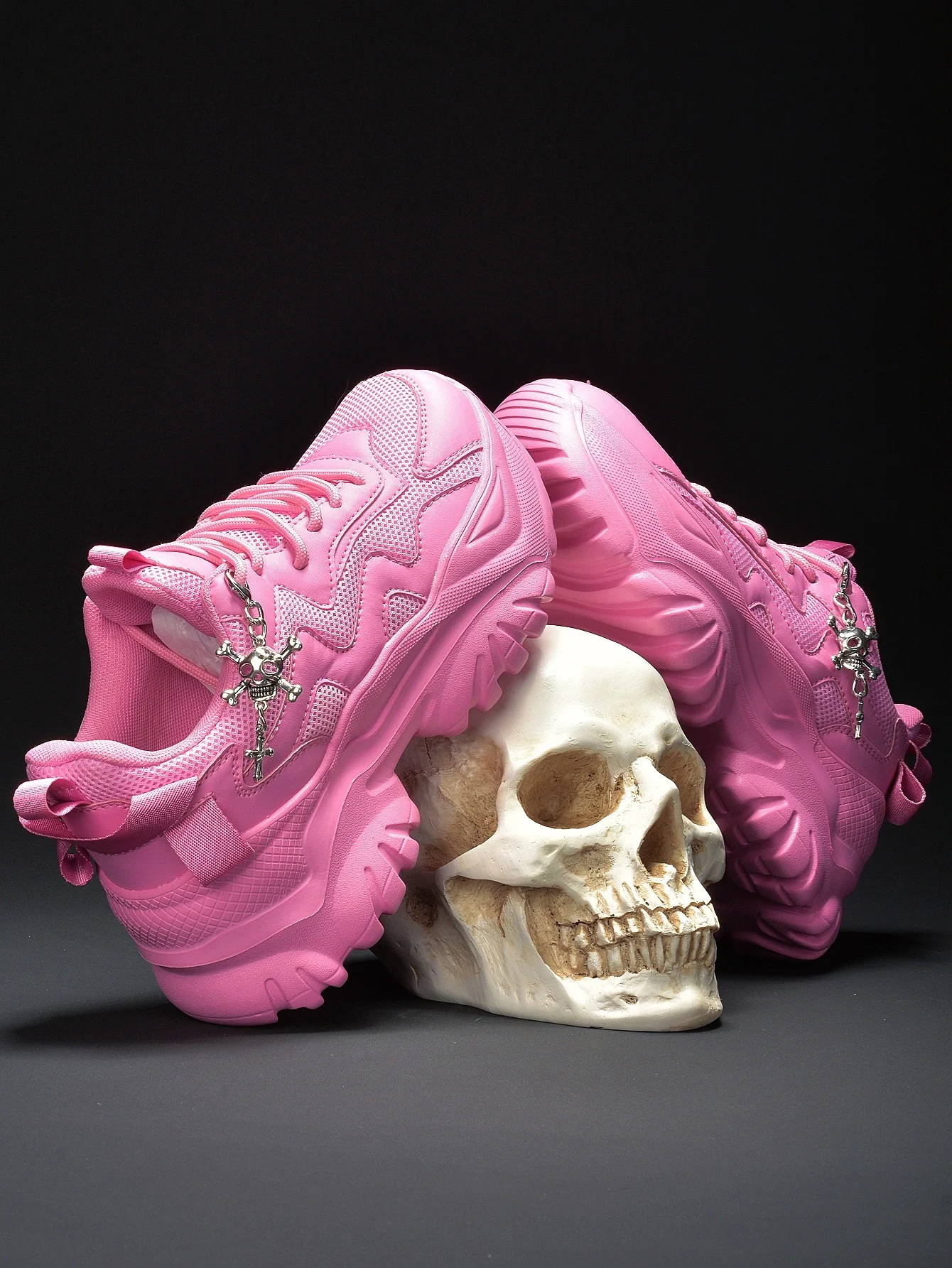 

Женские кроссовки на платформе, Вулканизированная подошва, высокий каблук, повседневная обувь, стиль панк, Хэллоуин, розовые