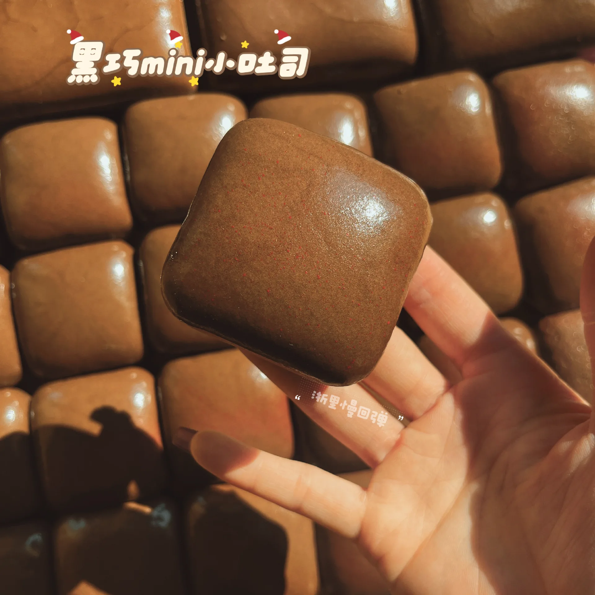 

Влажный мягкий мини-тост, хлеб, сжимание, медленный отскок, игрушки, сенсорная щепотка, забавное сосание пальцев, имитация хлеба, игрушка для снятия стресса