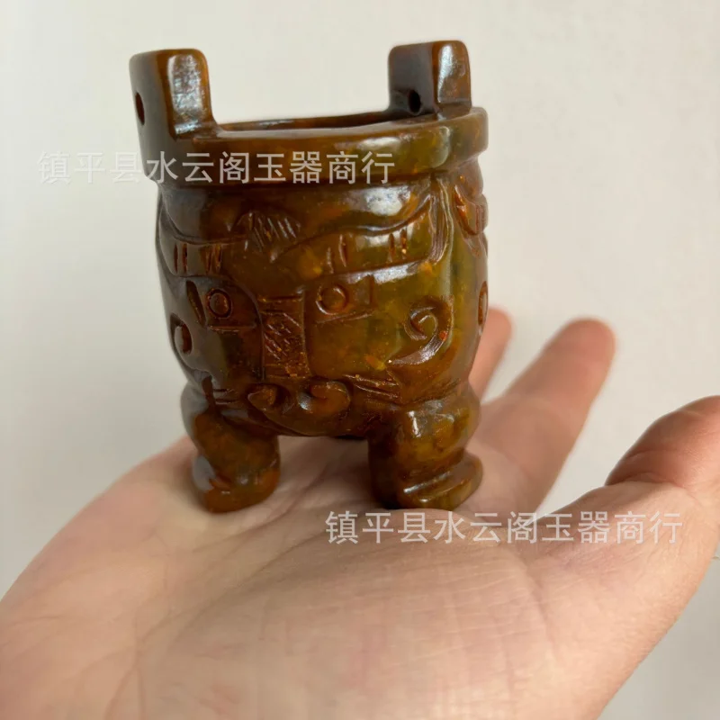 

Antique Miscellaneous Jade Xiu Jade Antique Imitation Old Carved Jadeware Wine Cup Three-legged Cauldron Jue Cup Ornament Crafts