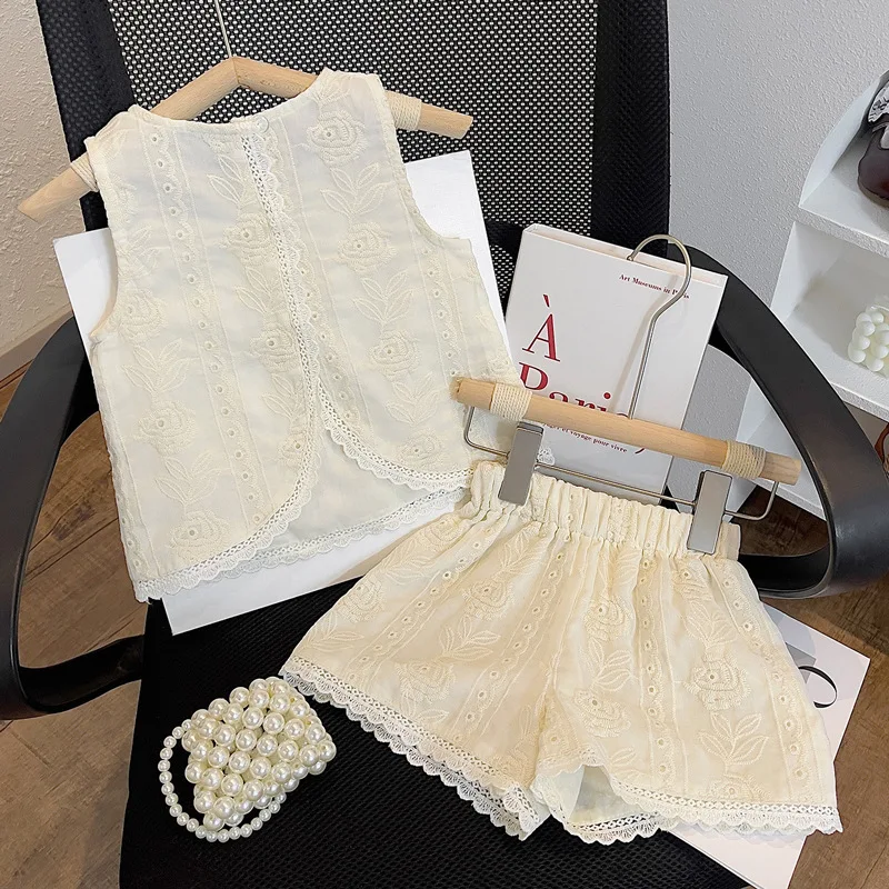 

2025 Summer Girls Sleeveless Vest Set Lace Trim Shorts Two Piece Outfit Toddler Children 1-8 Years Casual Korean Style 2 Pcs