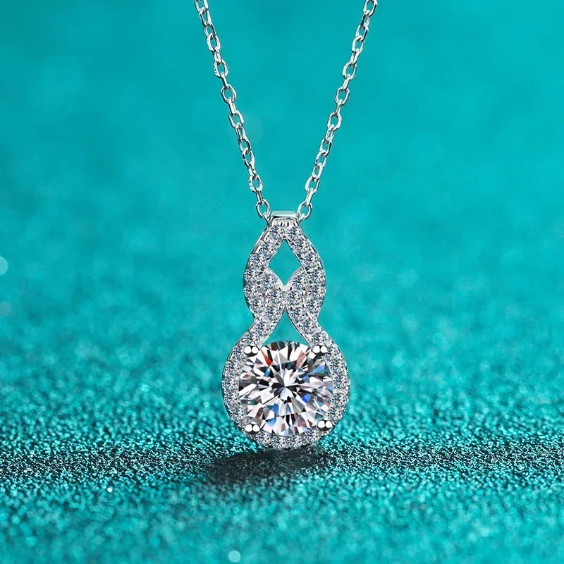 

Gourd Necklace for Women Moissanite Stone Full Diamond Pendant Platinum Pt950 Clavicle Chain Wedding Fine Jewelry Gift