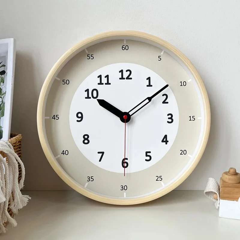 horloges-murales-simples-horloge-silencieuse-creative-moderne-salon-etude-horloges-en-bois-massif-education-de-la-petite-enfance-horloge-de-dessin-anime