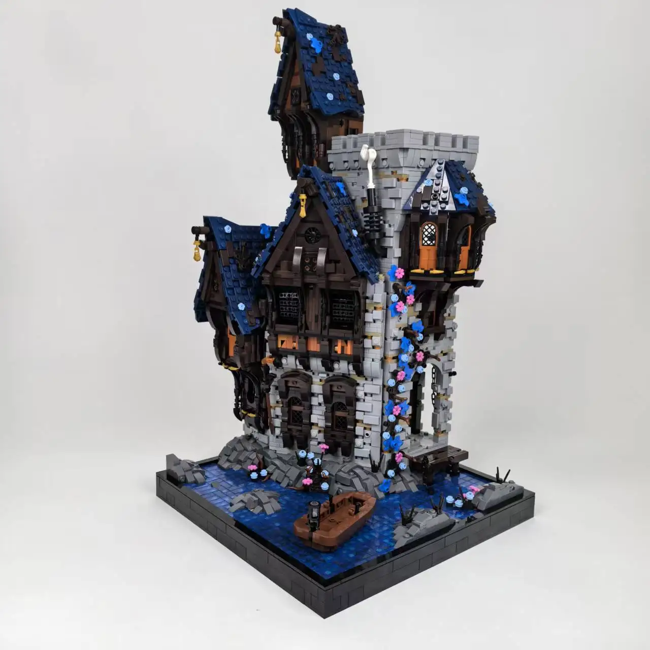 

MOC-89142 Medieval Kriehan Castle Street View Architecture Large Building Blocks Assembly Toy Ornament