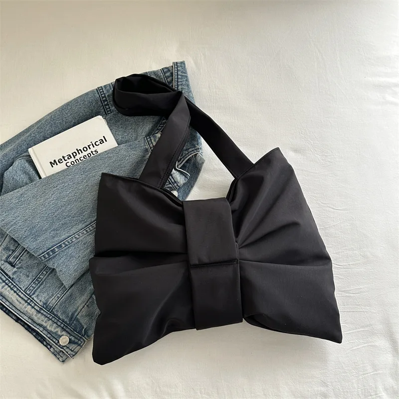 

Сумочка, милая повседневная нейлоновая сумка для подмышек, женская нишевая дизайнерская холщовая сумка-тоут большой вместимости